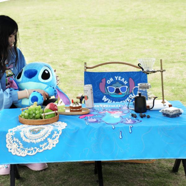 STITCH TABLE CLOTH-scene
